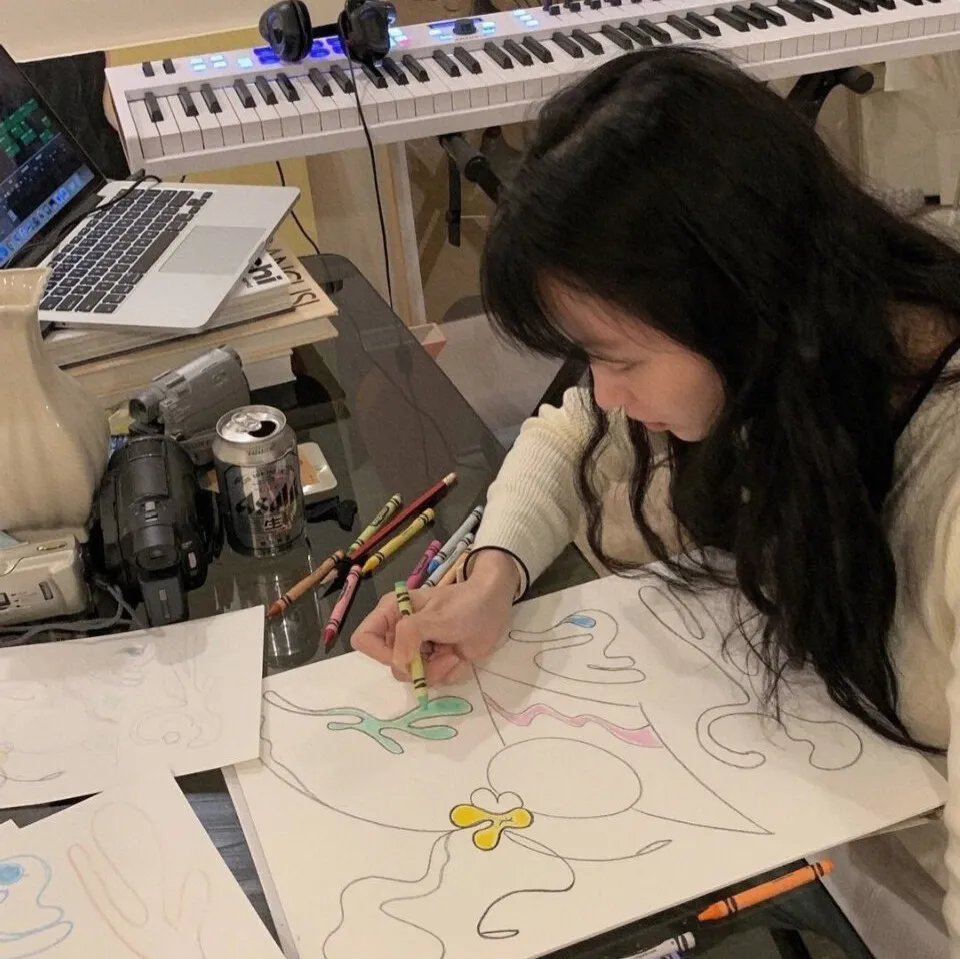 阿曼达·班内特: 我们需要一个关于死亡的英雄叙事